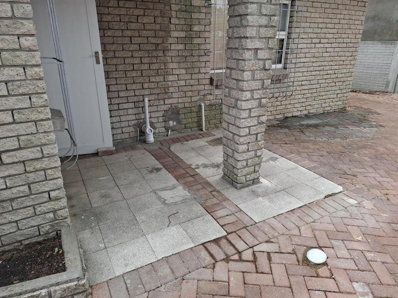 To Let 2 Bedroom Property for Rent in Bothasig Western Cape